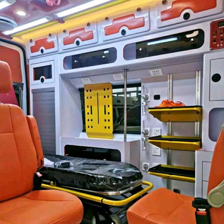 新沂长途救护车护送病人租赁价格